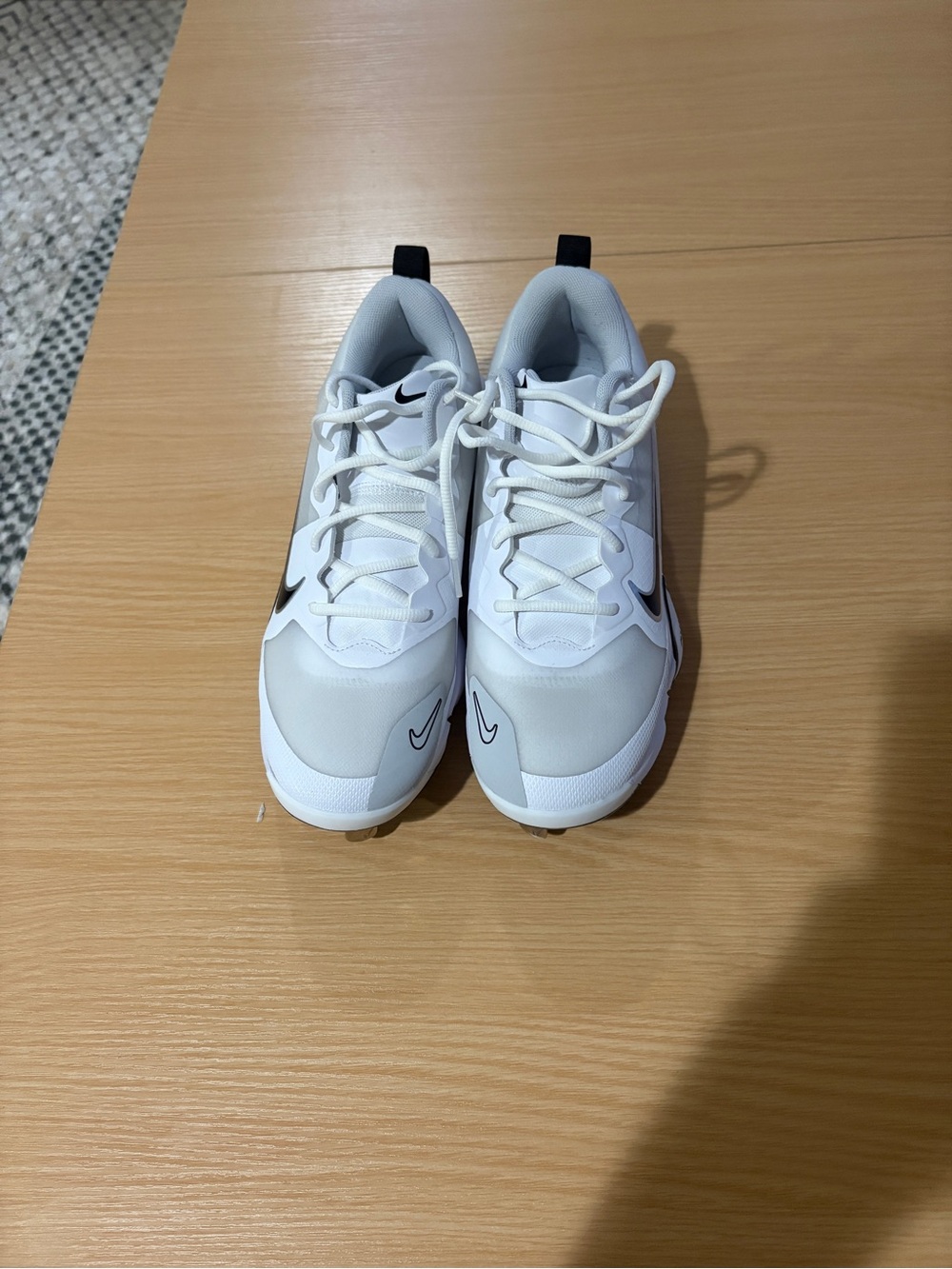 Nike trout air zoom white baseball metal cleats size 8 - Picture 2 of 9